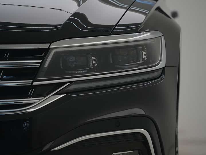 Фото 25 - Volkswagen Phideon