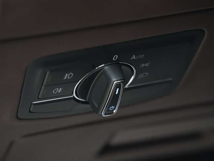 Фото 8 - Volkswagen Phideon