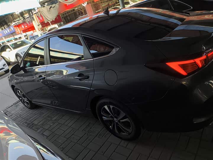 Фото 5 - Changan Eado Plus