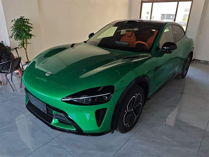 Фото 2 - Xiaomi YU7