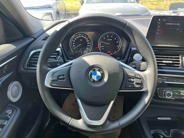 Фото 14 - BMW 1 Series