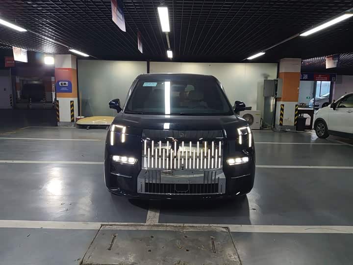 Фото 3 - Zeekr 009