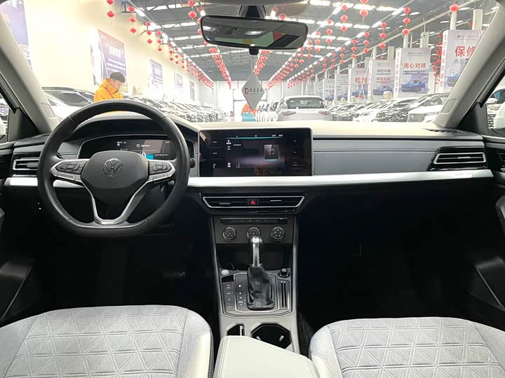 Фото 9 - Volkswagen Lavida