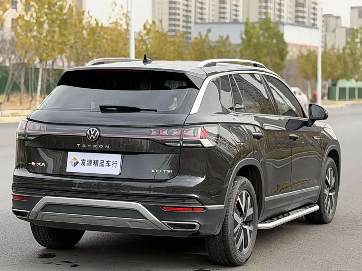 Фото 16 - Volkswagen Tayron