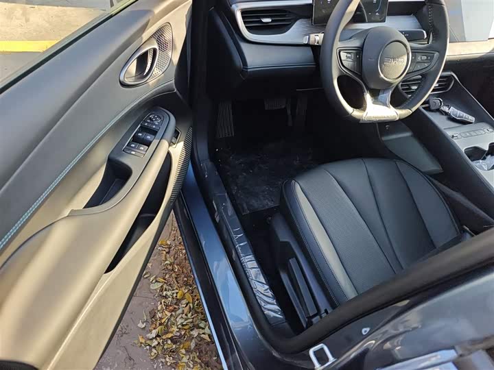 Фото 13 - BYD Seal 05 DM-i Hybrid