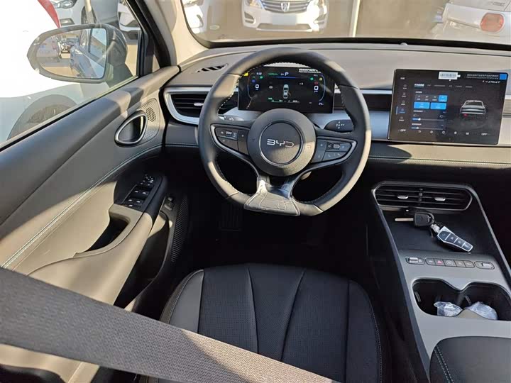 Фото 3 - BYD Seal 05 DM-i Hybrid