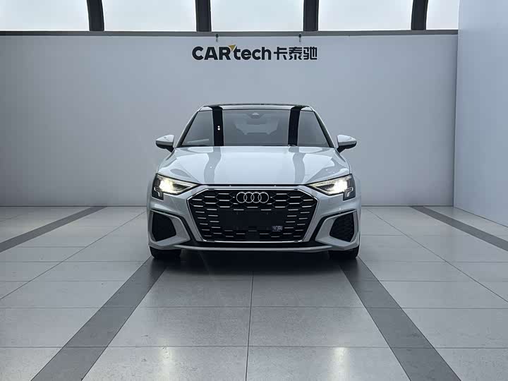 Фото 2 - Audi A3