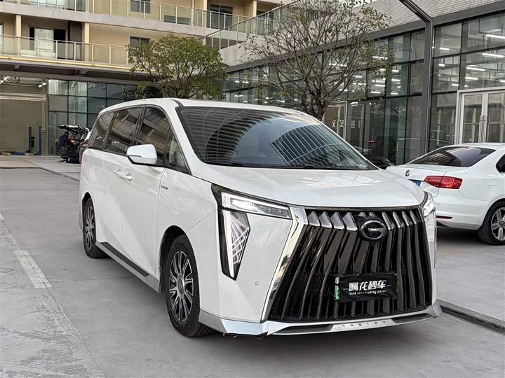 Фото 3 - GAC Trumpchi E9