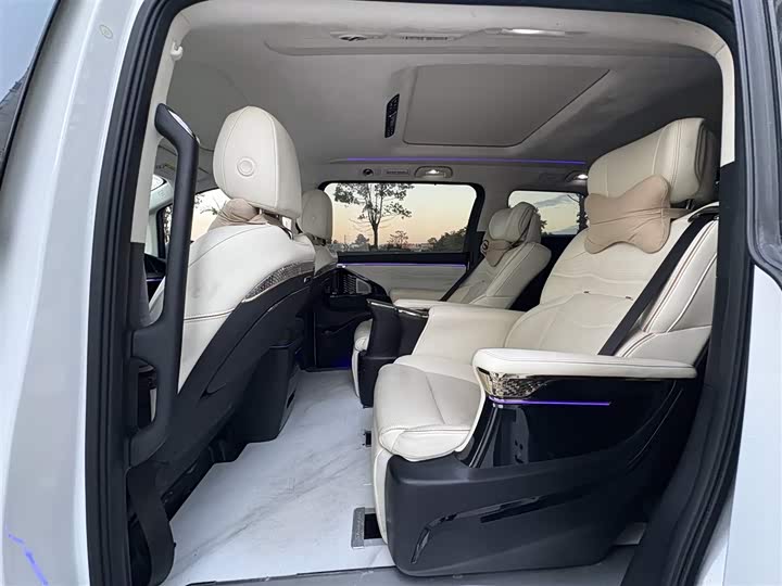 Фото 5 - GAC Trumpchi E9