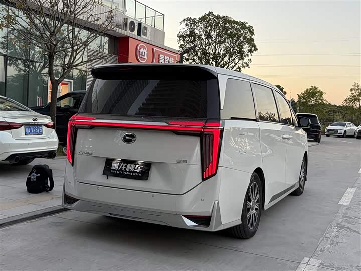 Фото 9 - GAC Trumpchi E9