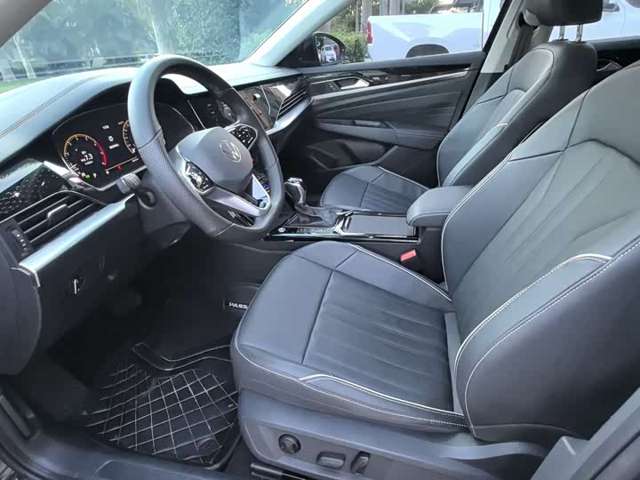 Фото 4 - Volkswagen Passat