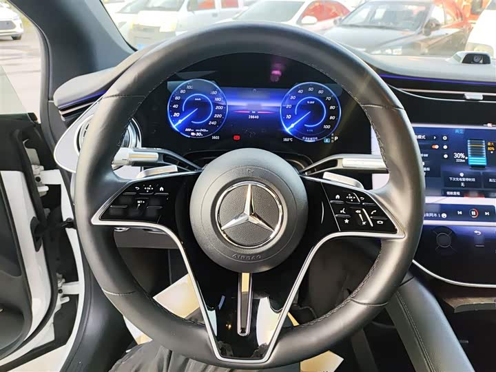 Фото 11 - Mercedes-Benz EQS