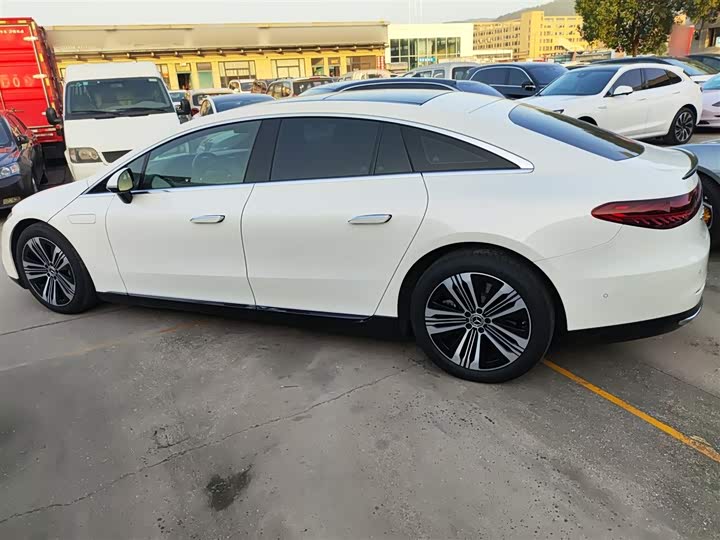 Фото 5 - Mercedes-Benz EQS