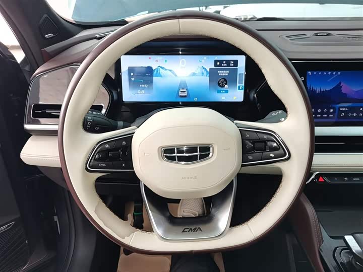 Фото 11 - Geely Monjaro