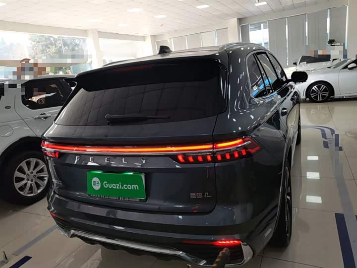 Фото 6 - Geely Monjaro