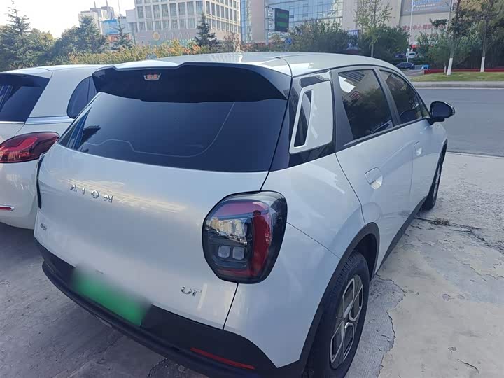 Фото 7 - GAC Aion UT