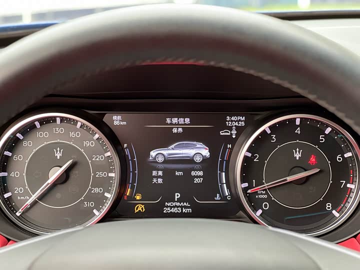 Фото 17 - Maserati Levante