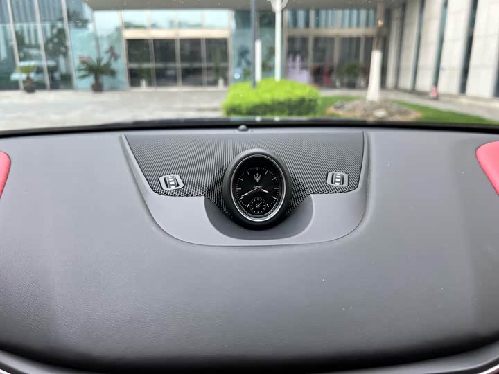 Фото 20 - Maserati Levante