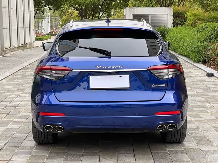 Фото 5 - Maserati Levante