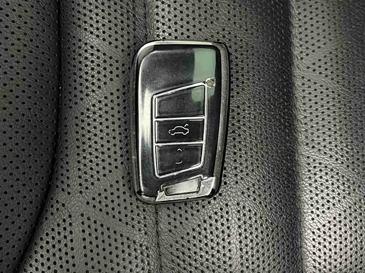 Фото 19 - Volkswagen CC