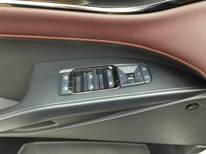 Фото 9 - Ford Mondeo