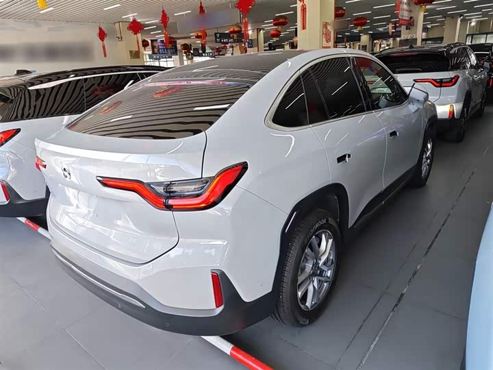 Фото 7 - Nio EC6