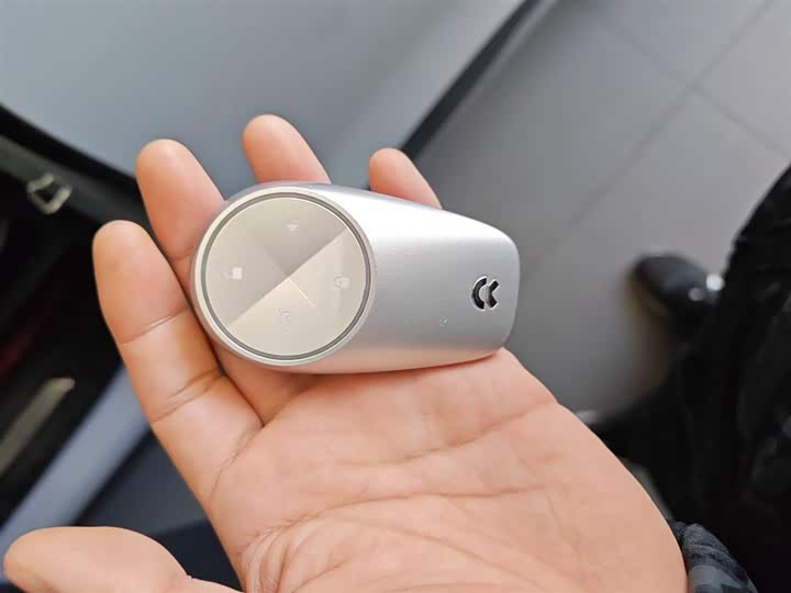 Фото 9 - Nio EC6