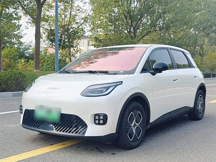 Фото 1 - GAC Aion UT