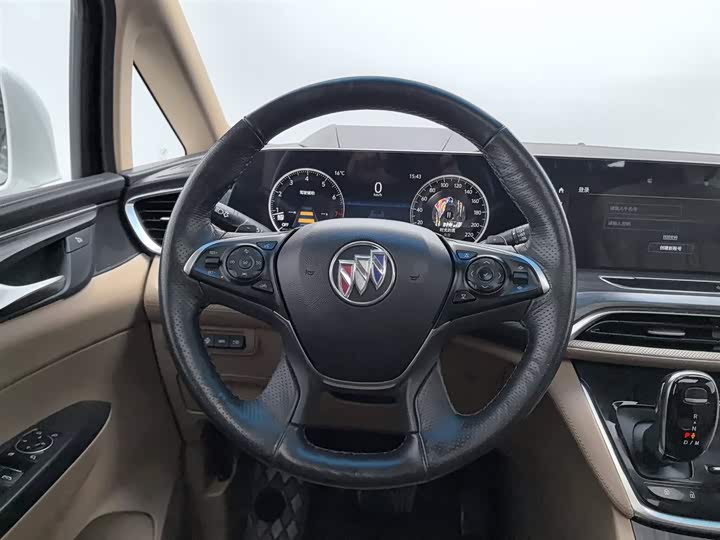 Фото 11 - Buick GL8 ES