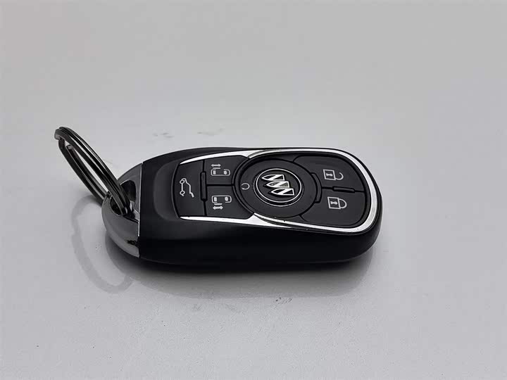 Фото 19 - Buick GL8 ES