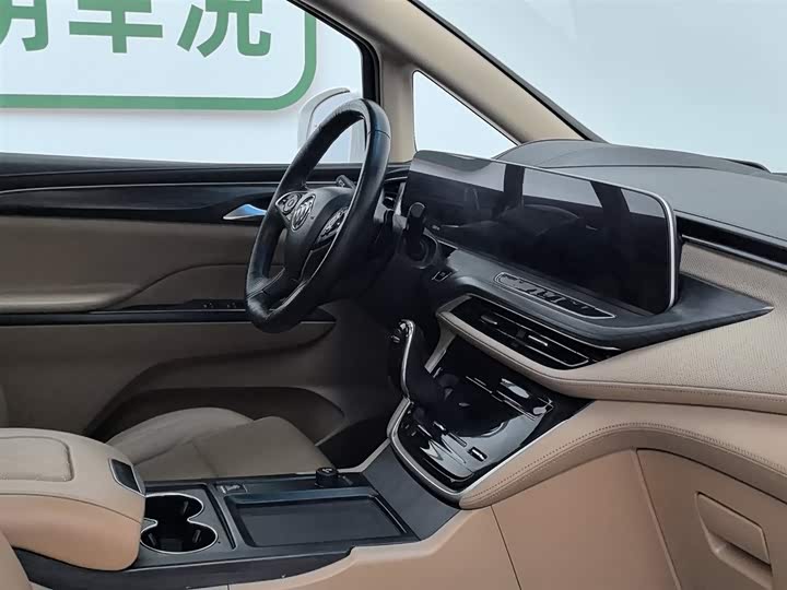 Фото 22 - Buick GL8 ES