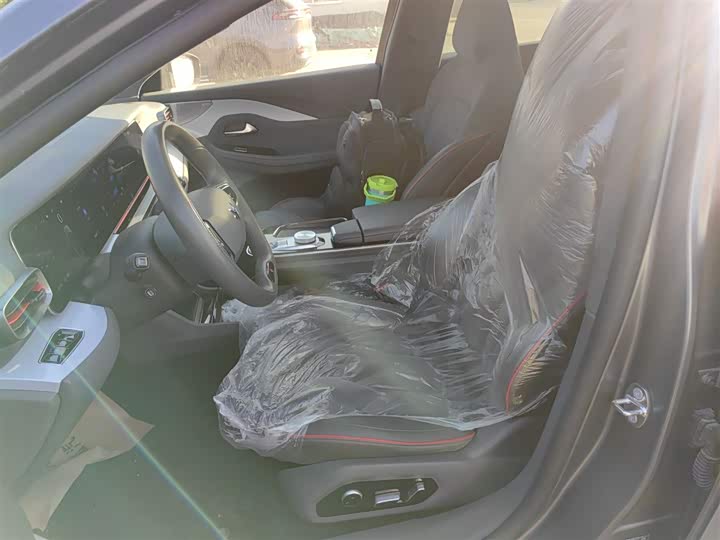 Фото 15 - BAIC Arcfox Alpha S