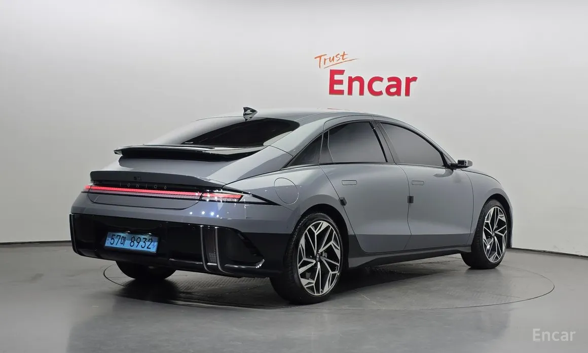 Фото 2 - Hyundai Ioniq 6