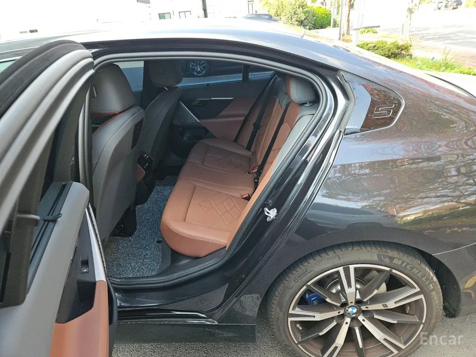 Фото 6 - BMW 5 Series