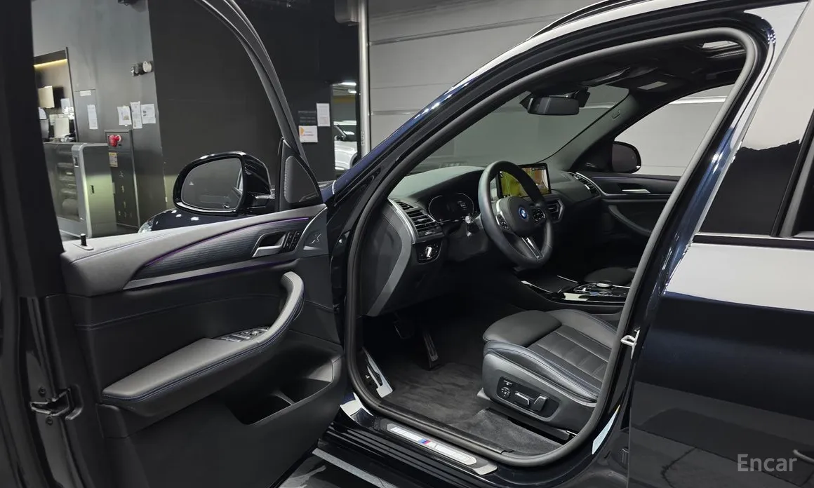 Фото 11 - BMW iX3