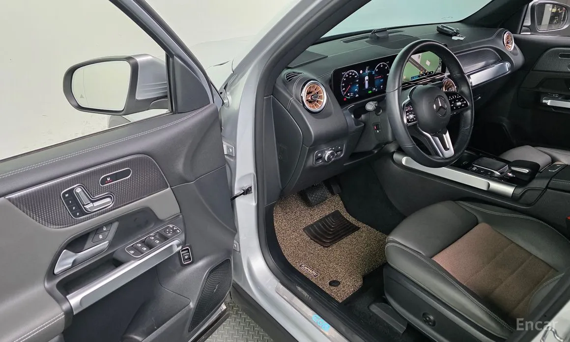 Фото 12 - Mercedes-Benz EQB