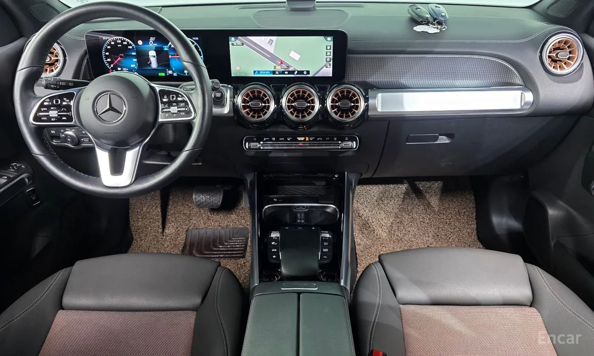 Фото 7 - Mercedes-Benz EQB