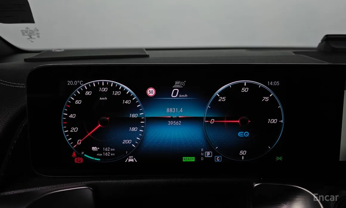 Фото 8 - Mercedes-Benz EQB