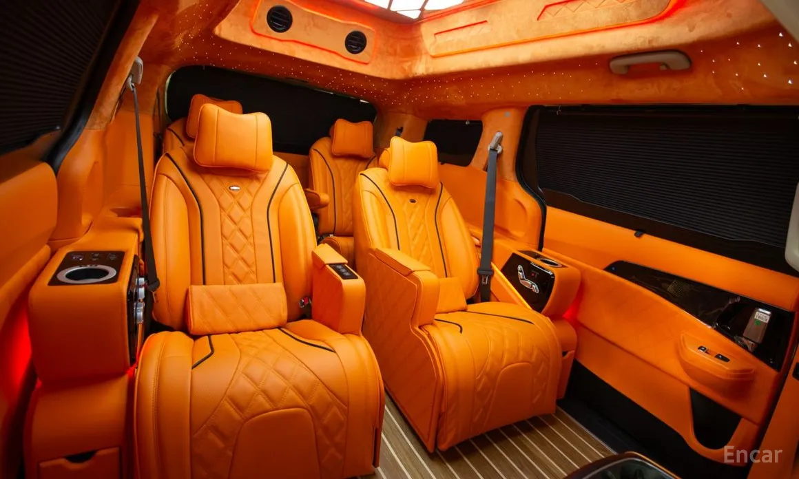 Фото 10 - Kia Carnival