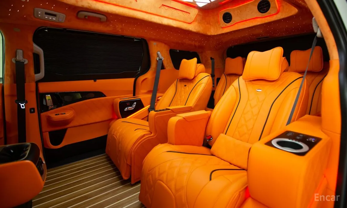 Фото 11 - Kia Carnival