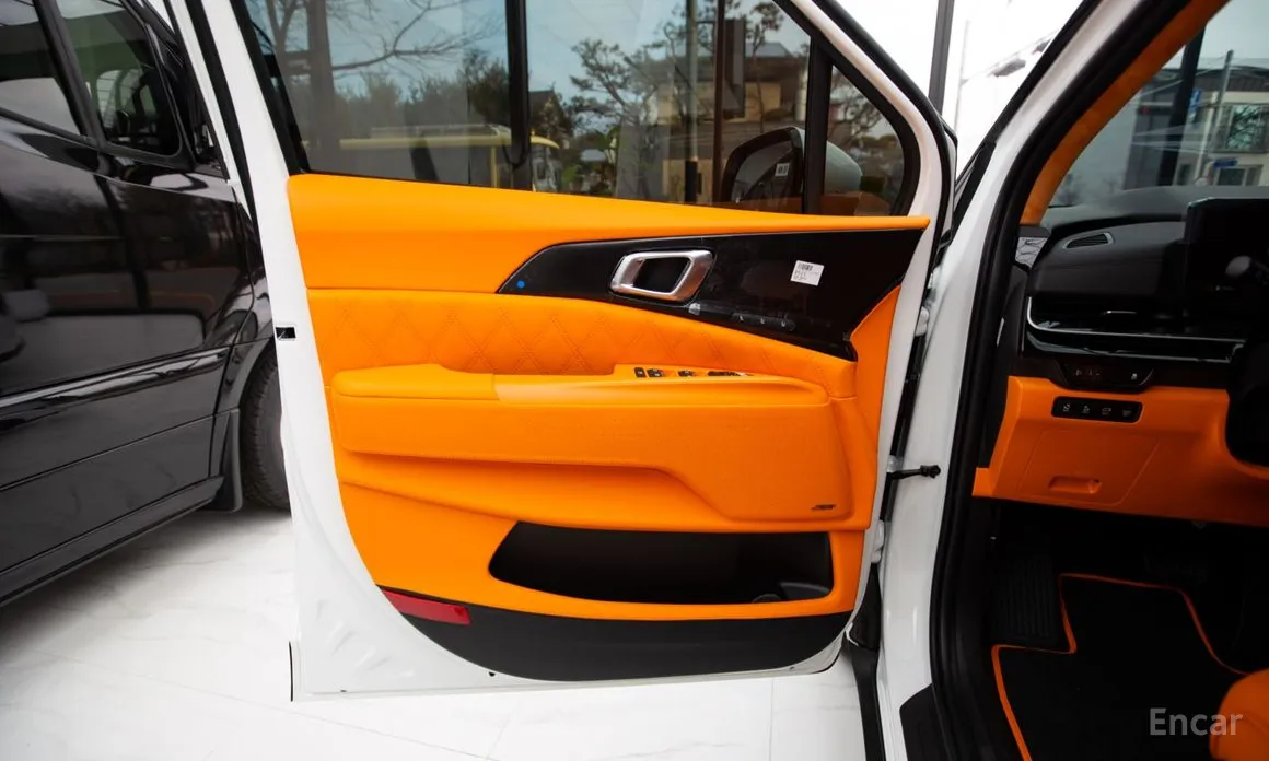 Фото 9 - Kia Carnival