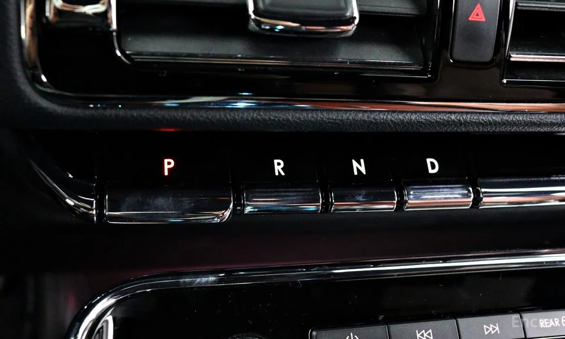 Фото 9 - Lincoln Navigator