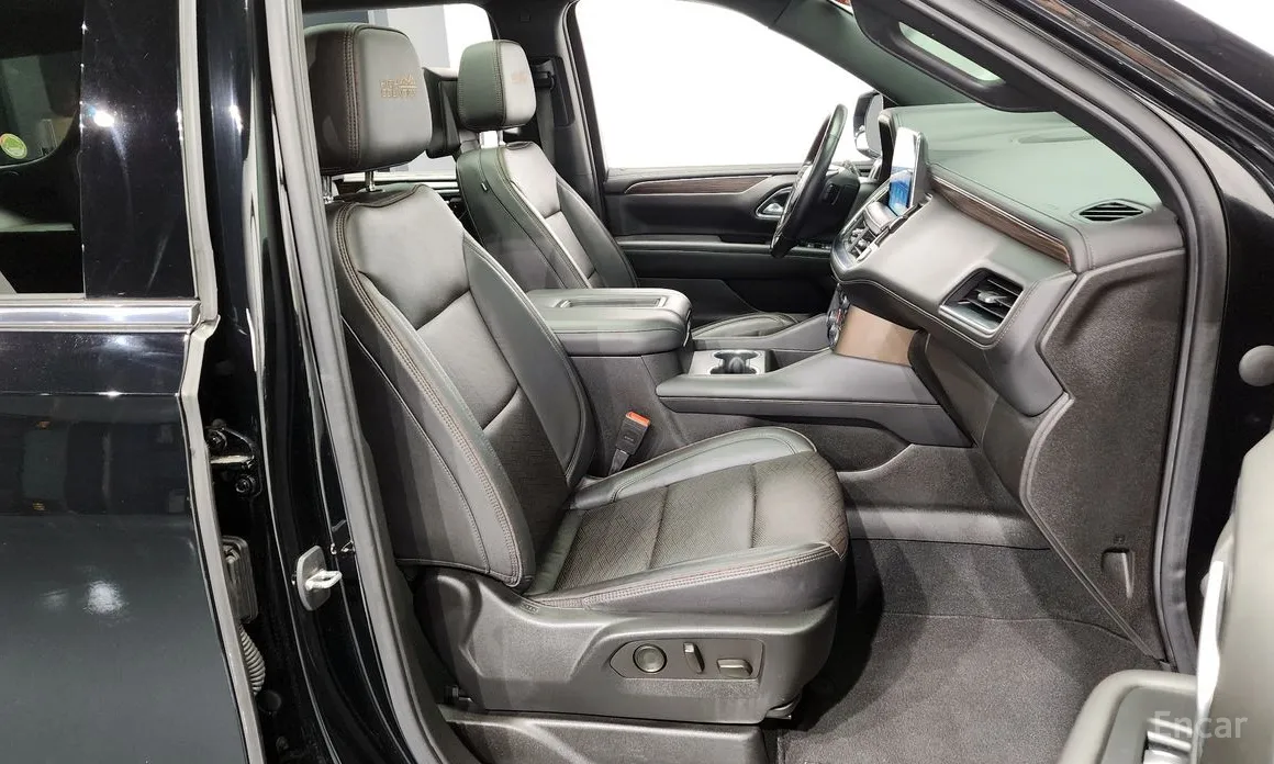 Фото 11 - Chevrolet Tahoe