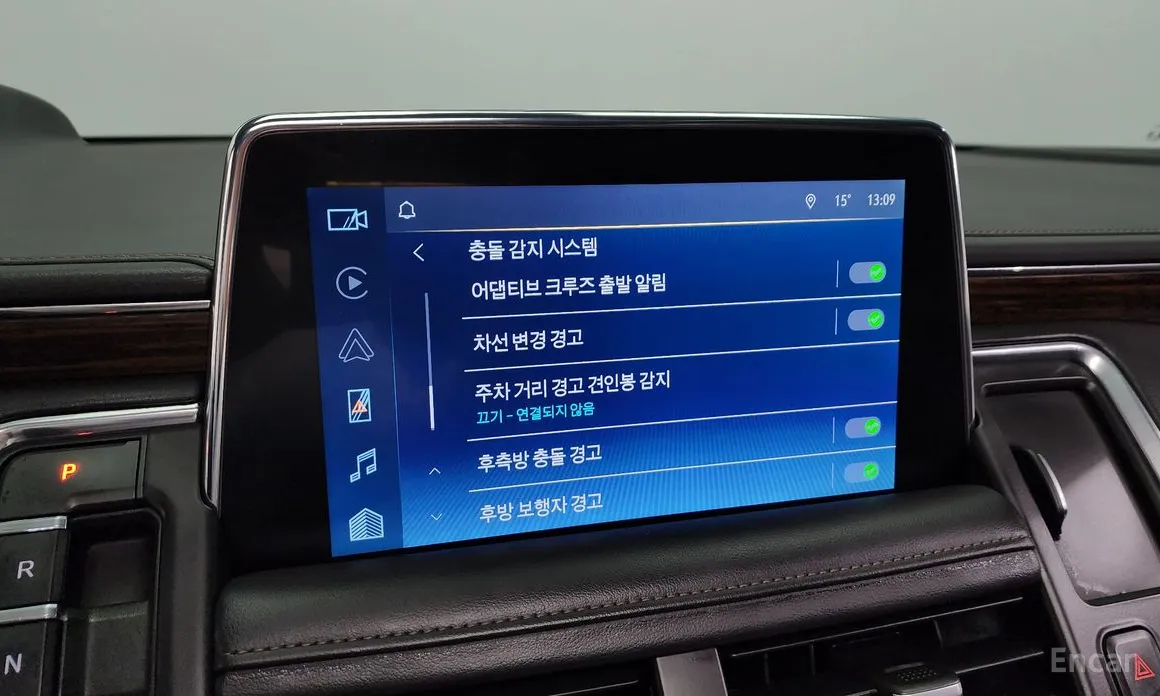 Фото 16 - Chevrolet Tahoe