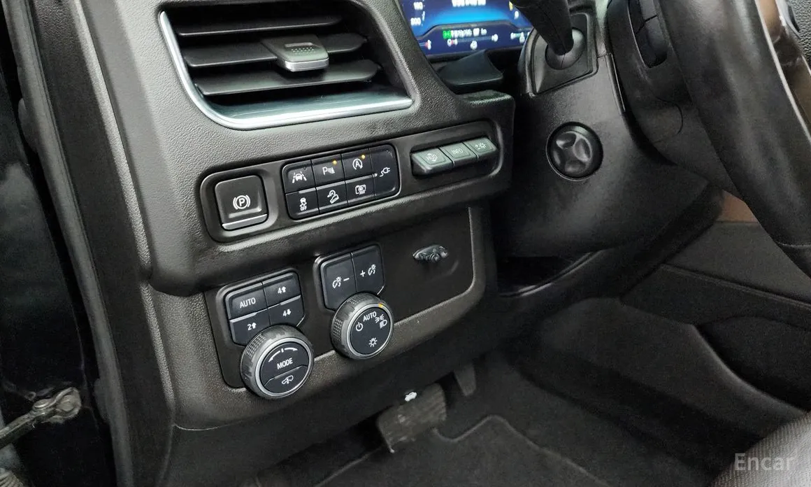 Фото 17 - Chevrolet Tahoe