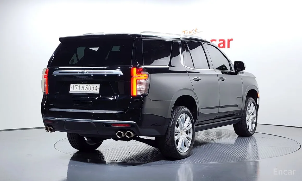 Фото 2 - Chevrolet Tahoe