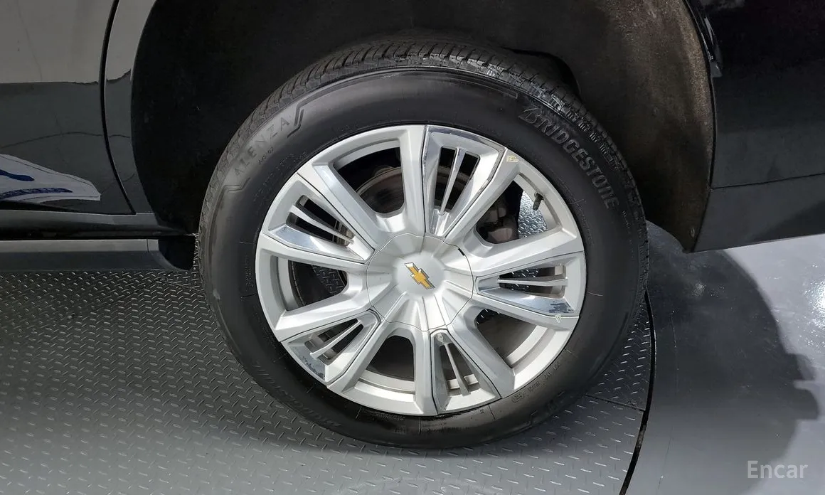 Фото 5 - Chevrolet Tahoe