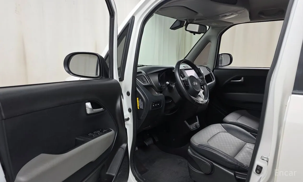 Фото 10 - Kia Ray