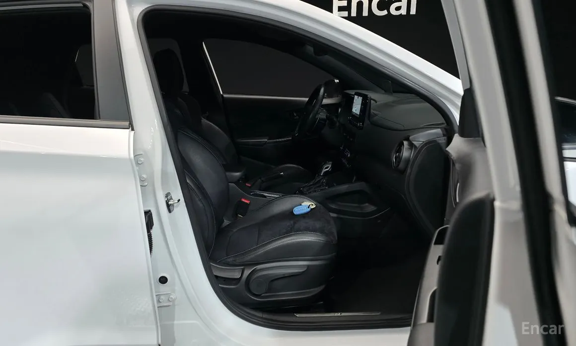 Фото 10 - Hyundai Kona