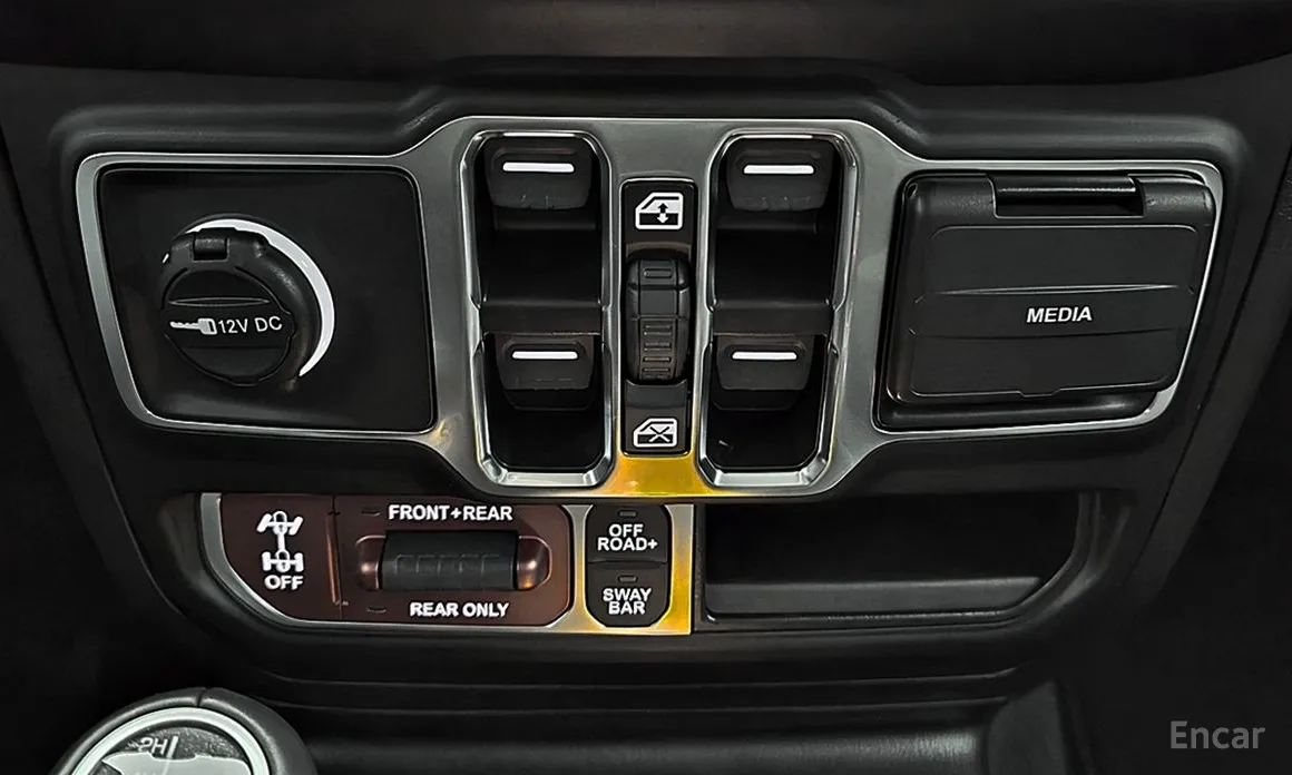 Фото 14 - Jeep Wrangler